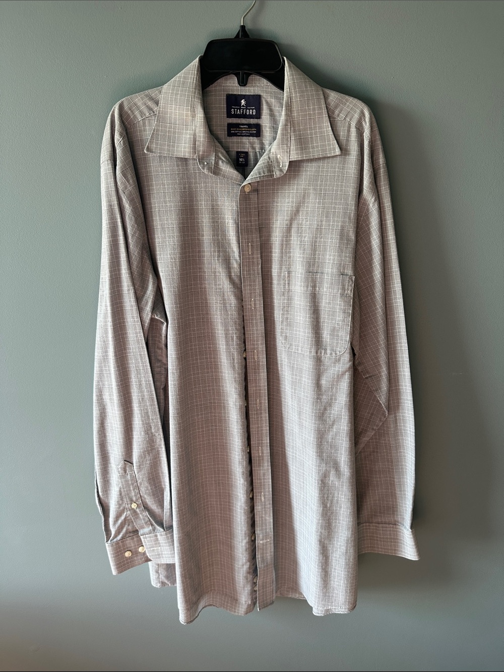 Stafford Men's Light Gray Windowpane Dress Shirt